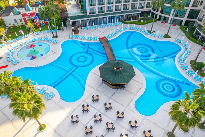 Pool 12 of 43