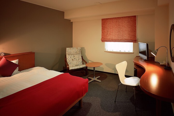 Room 5 of 78