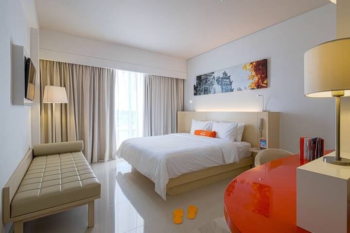 Room 10 of 51