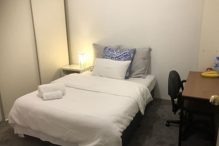 Room 13 of 49