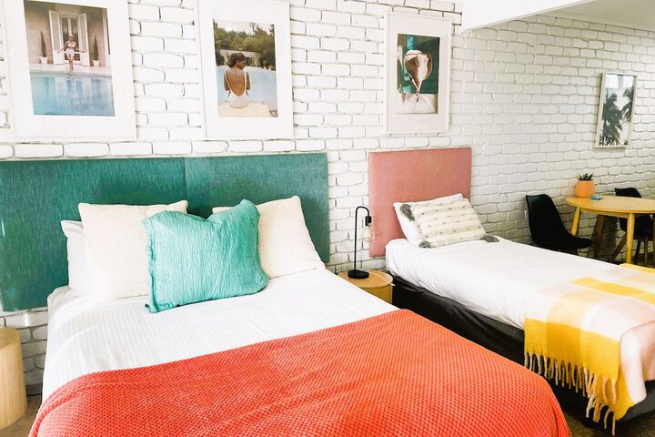 Room 10 of 54