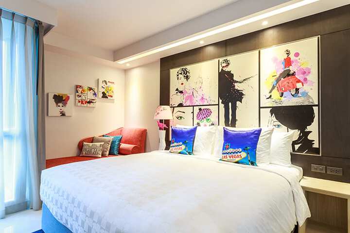 Room 8 of 130