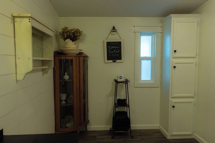 Room 804 of 917