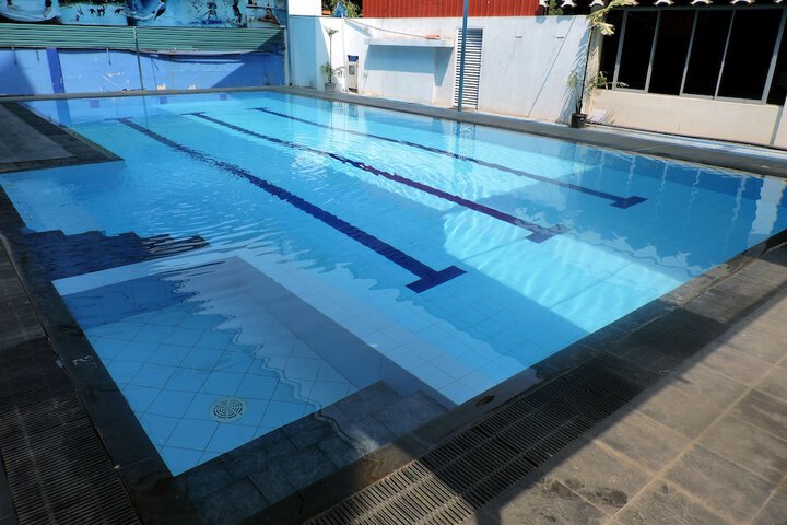 Pool 14 of 14