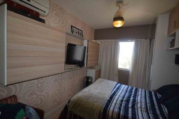 Room 12 of 31