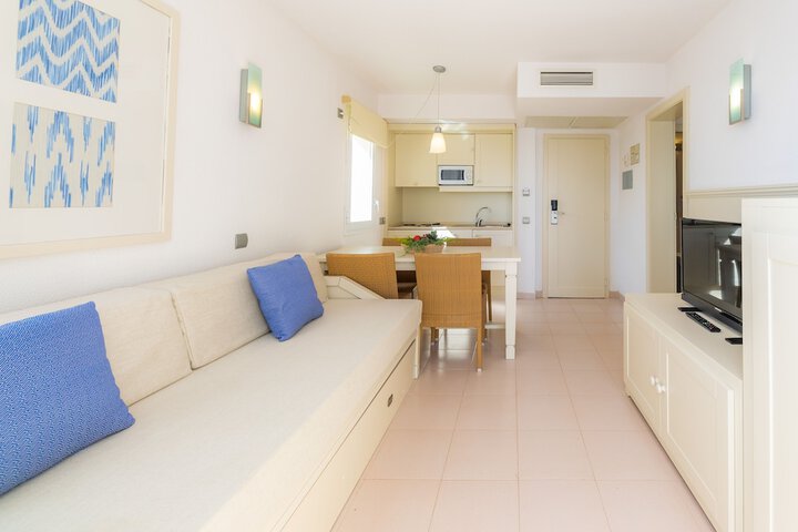 Room 52 of 139
