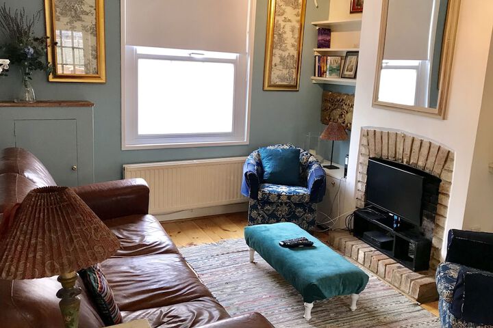 Room 9 of 22