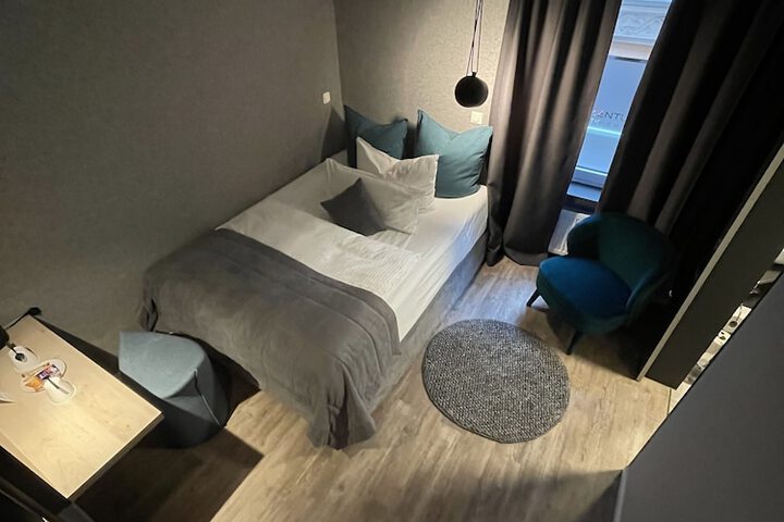 Room 29 of 41