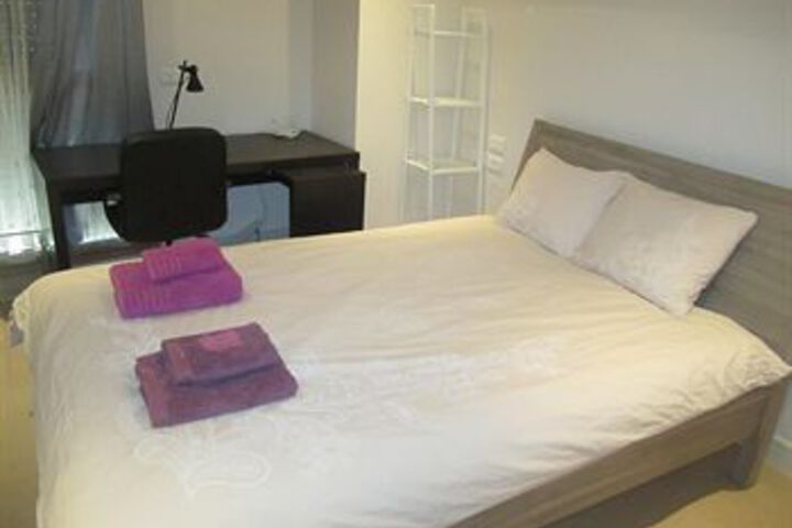 Room 40 of 87