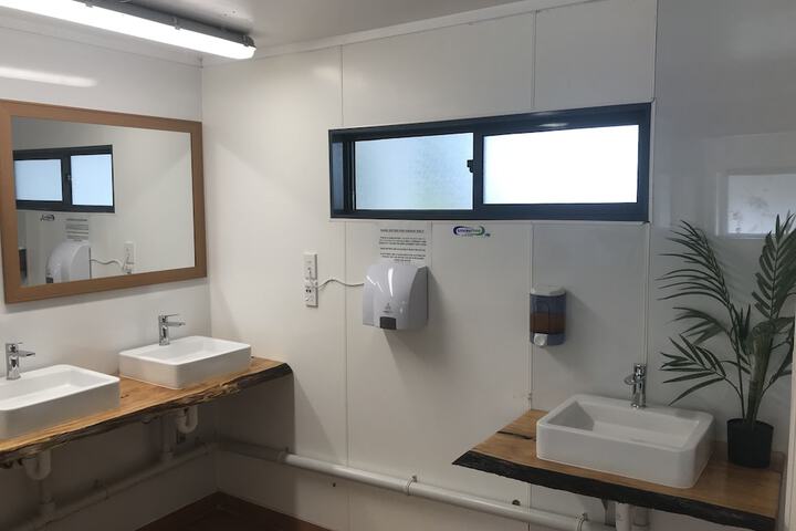 Room 30 of 44