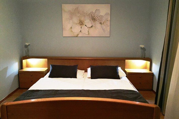 Room 19 of 60
