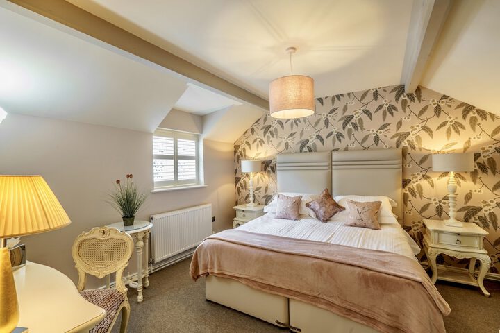 Room 4 of 54