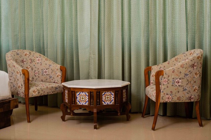 Room 5 of 27