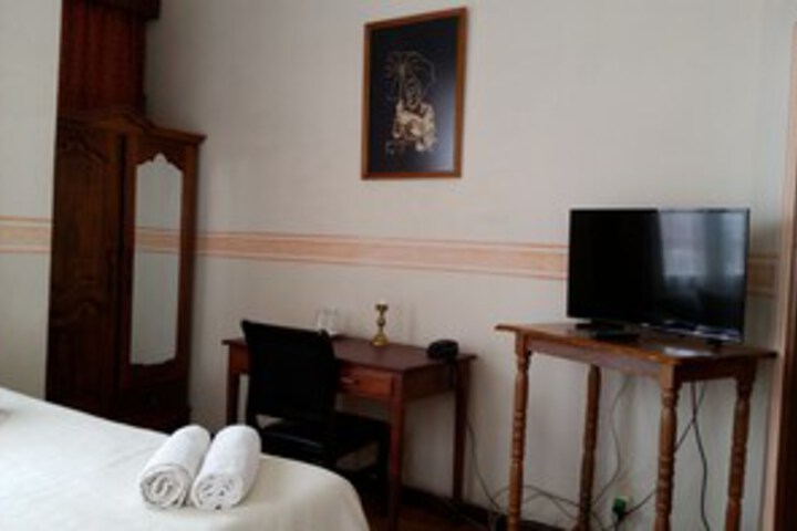 Room 14 of 23