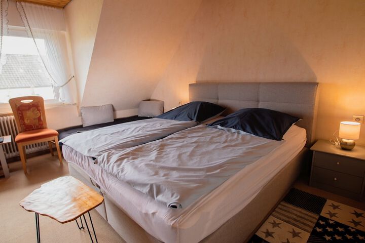 Room 3 of 30