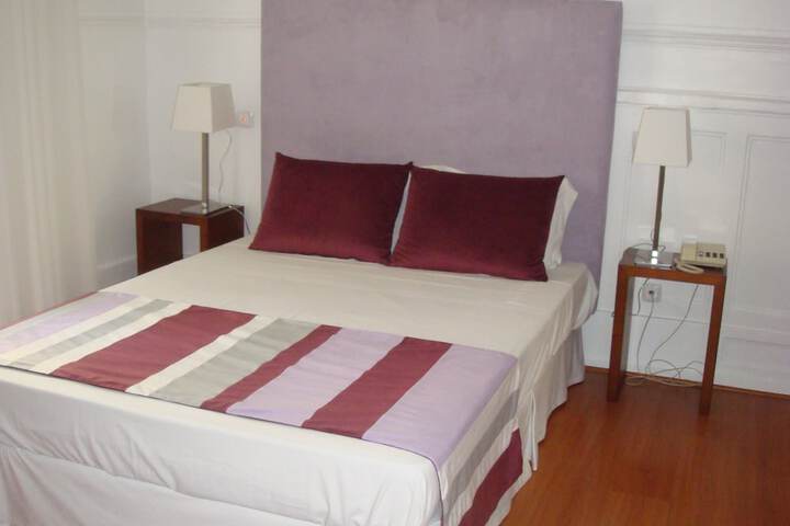 Room 6 of 46