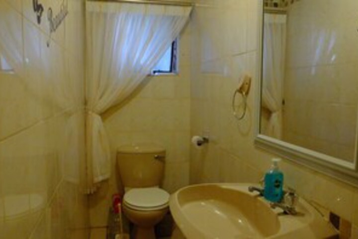 Room 100 of 117