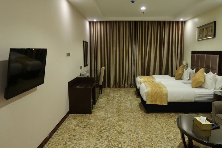 Room 19 of 61