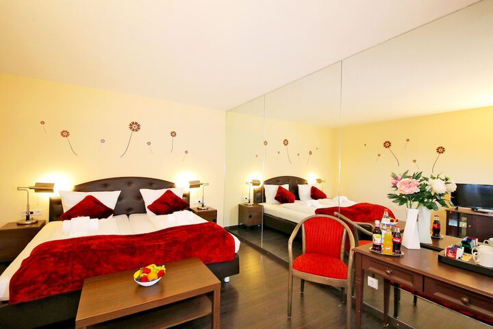 Room 12 of 41