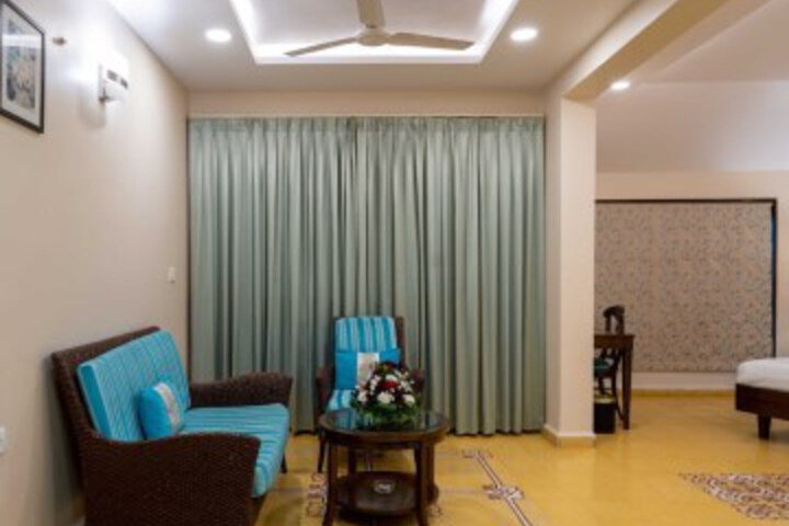Room 21 of 57