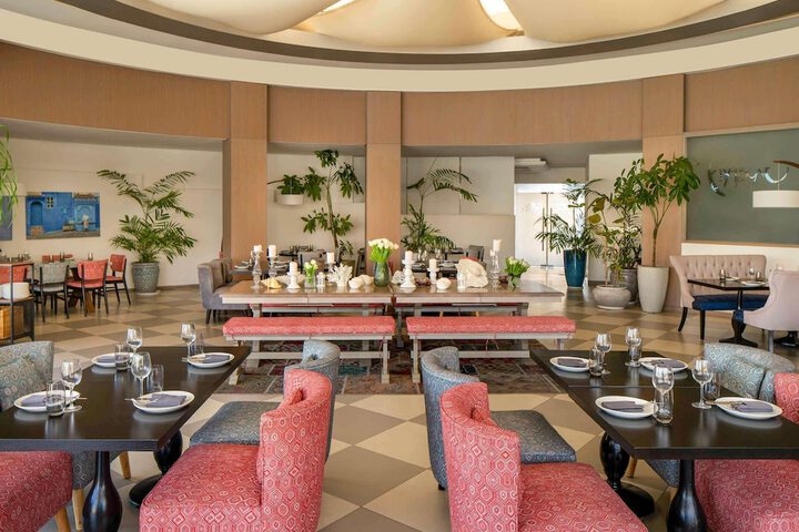 Dining 96 of 142
