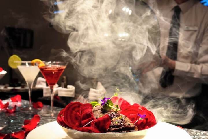 Dining 84 of 119
