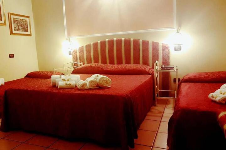 Hotel Sicilia