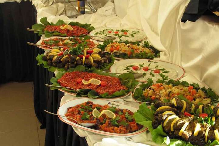 Dining 72 of 90