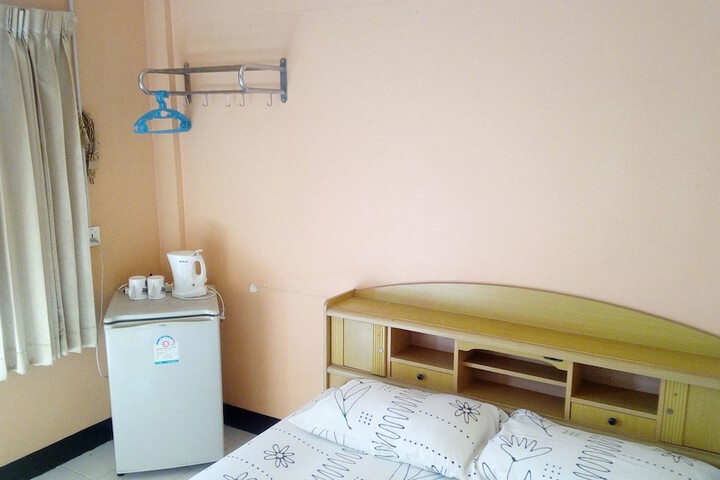 Room 19 of 40