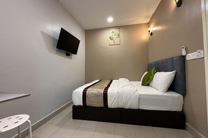 Room 40 of 80