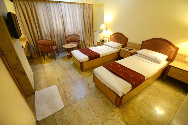 Room 13 of 51