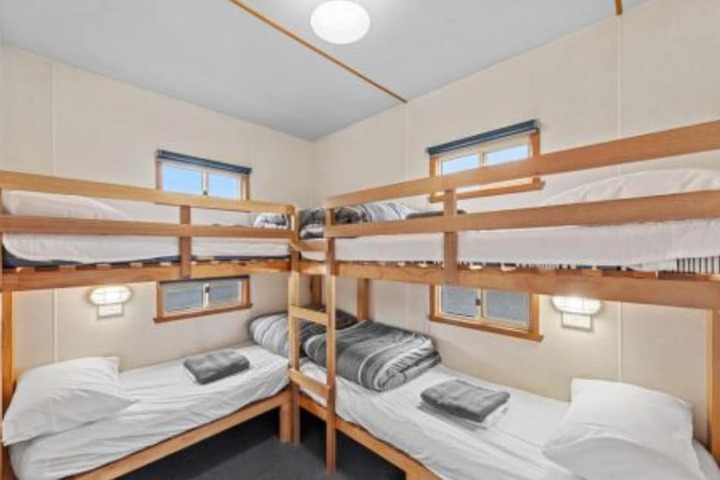 Room 11 of 61
