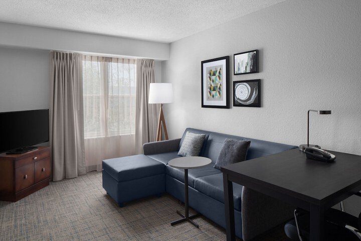 Room 14 of 35