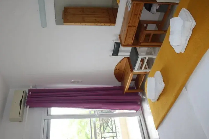 Room 3 of 4