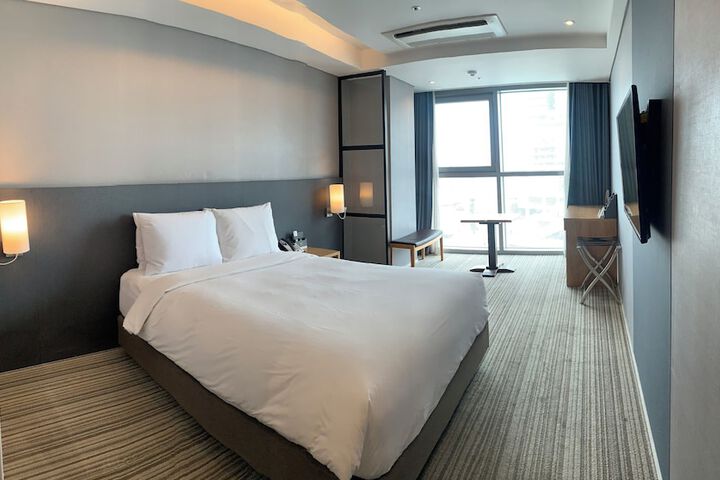 Room 14 of 55