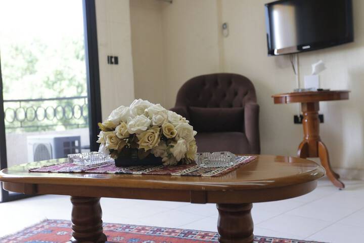 Room 46 of 83