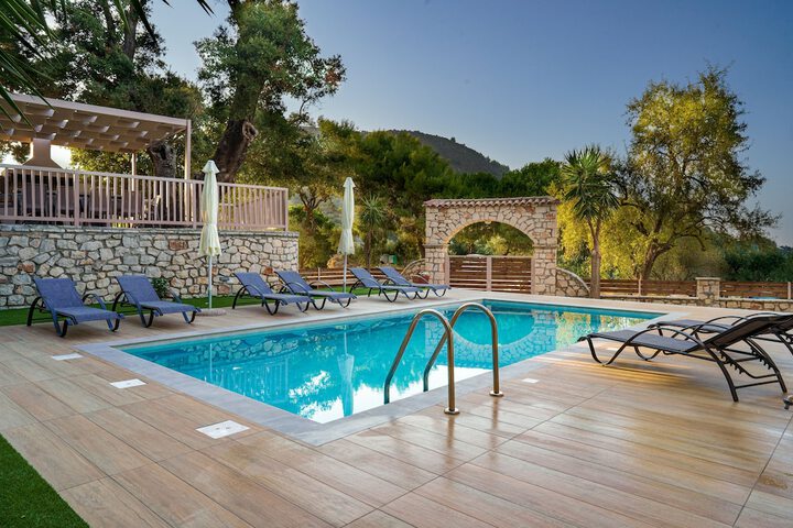 Pool 37 of 72