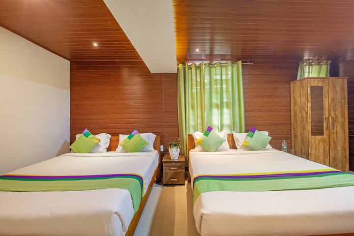 Room 7 of 34