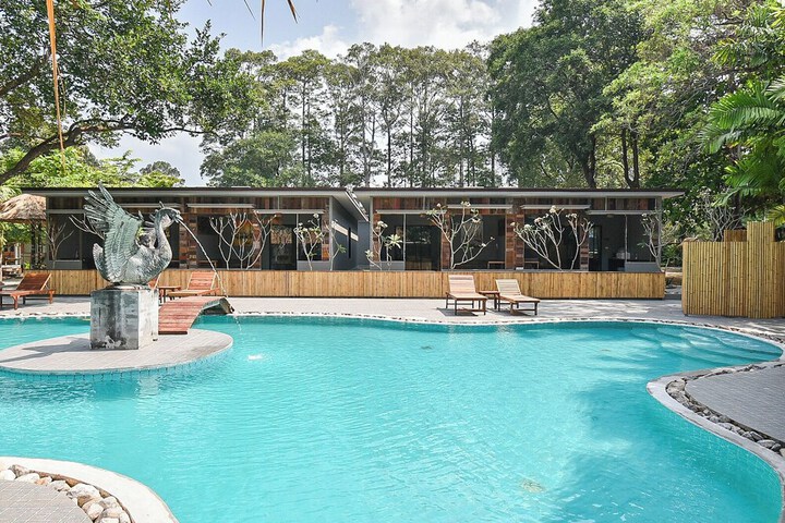 Pool 42 of 57