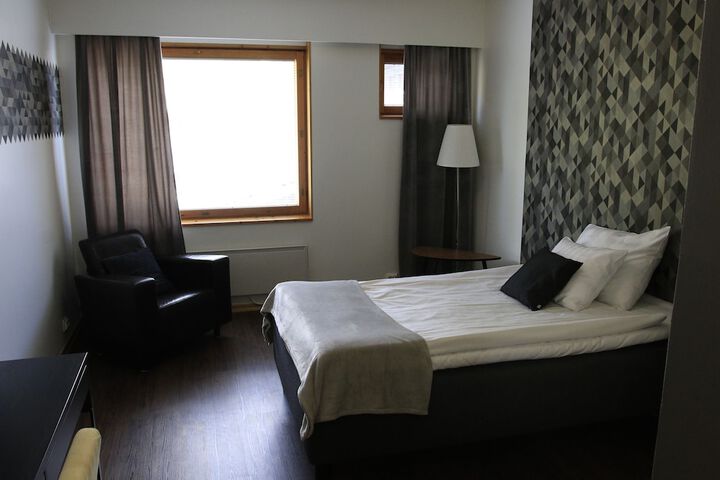Room 6 of 46