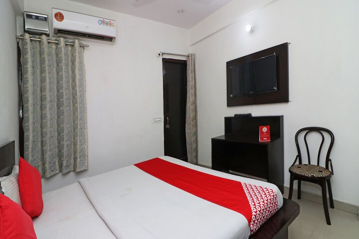 Room 17 of 22