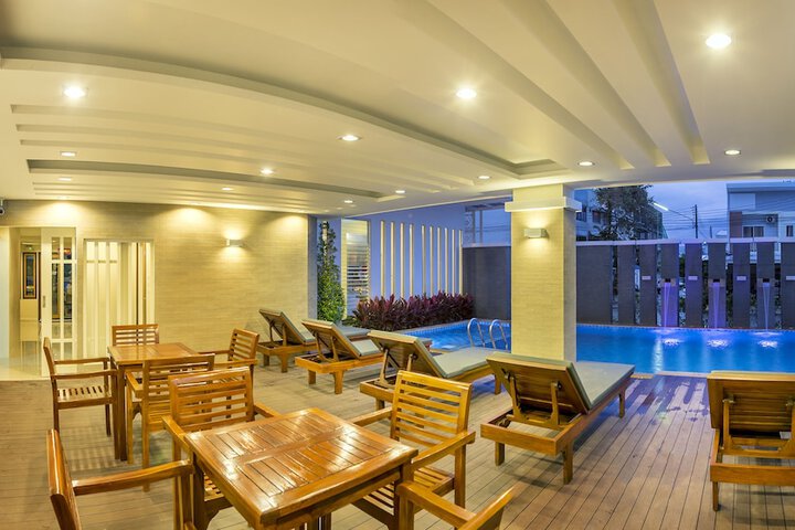 Pool 39 of 63