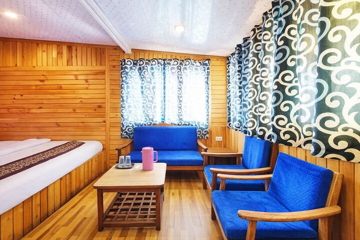 Room 6 of 48