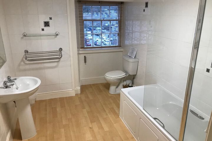 Room 12 of 52