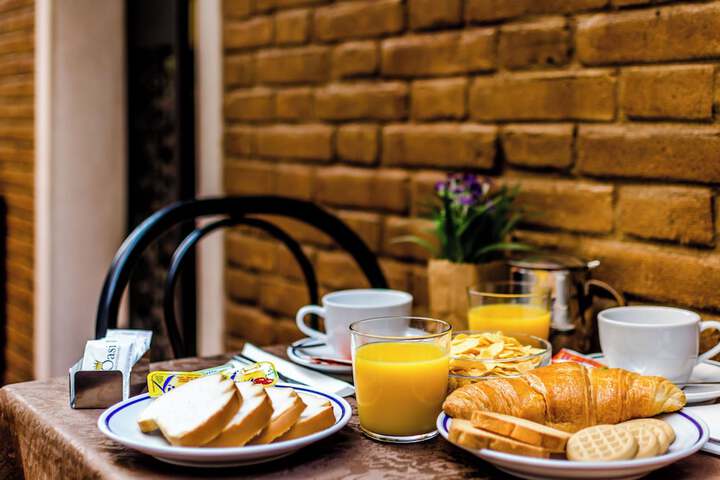 Breakfast meal