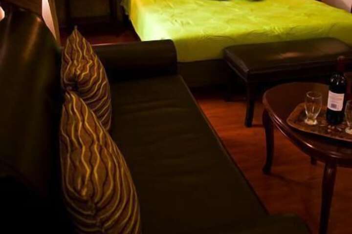 Room 21 of 44