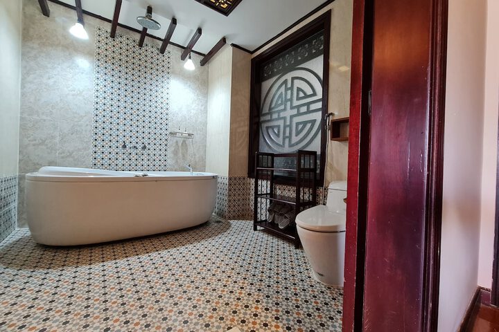 Room 14 of 34