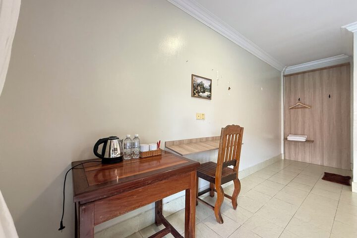 Room 28 of 62