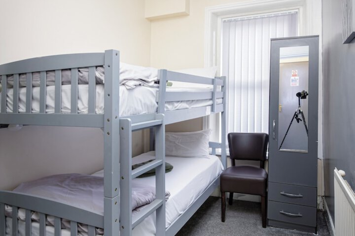 Room 9 of 23