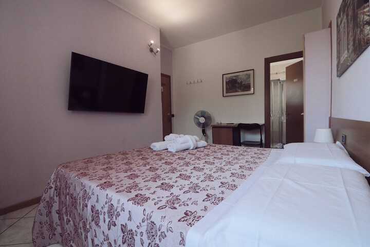 Room 20 of 34